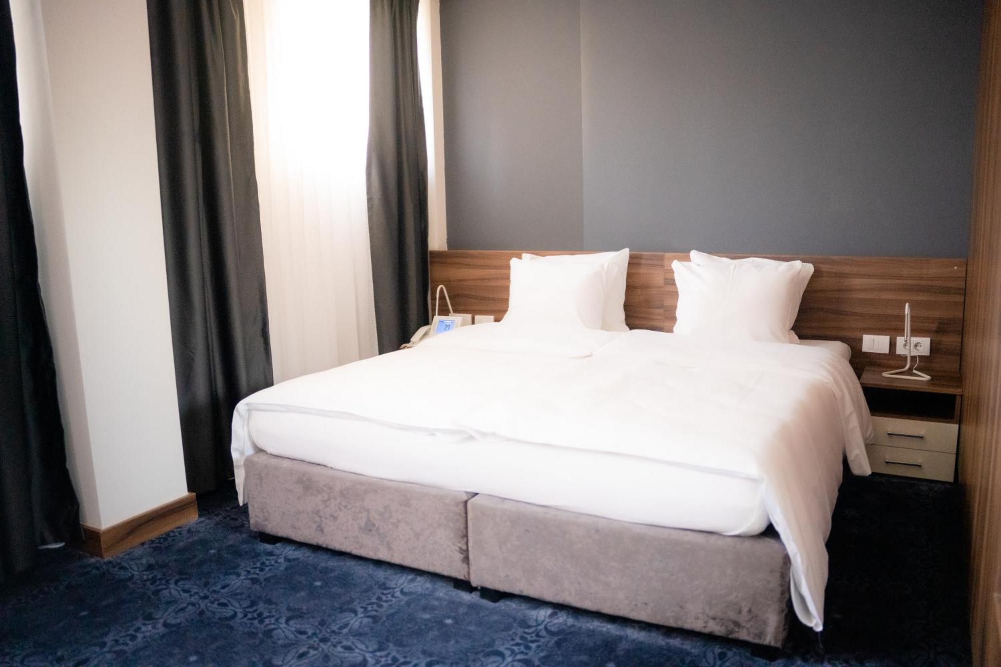 Olivia Rooms Белград Екстериор снимка