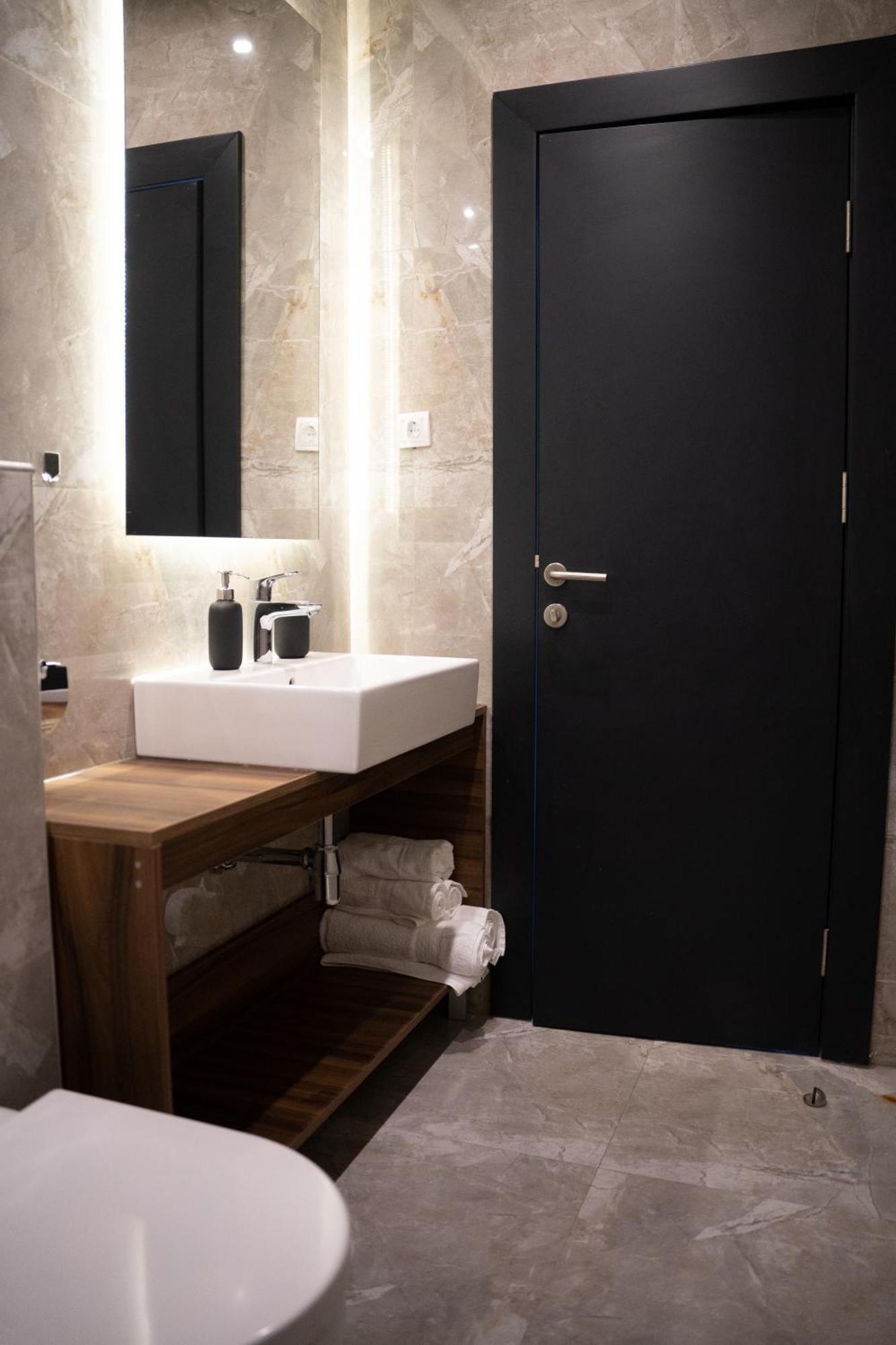 Olivia Rooms Белград Екстериор снимка